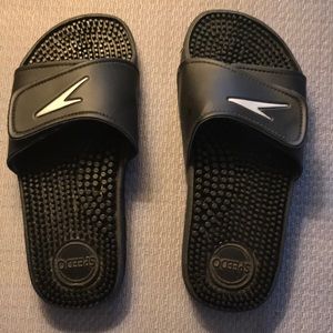 SPEEDO SANDALS sz 8